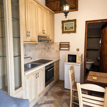 Cozy Stone House *